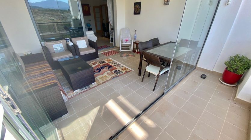 Spacious apartment between Marbella and Estepona