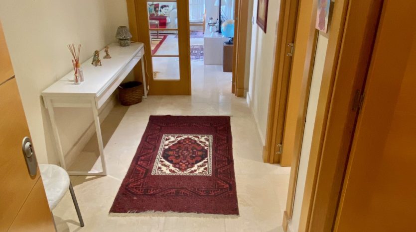 Spacious apartment between Marbella and Estepona