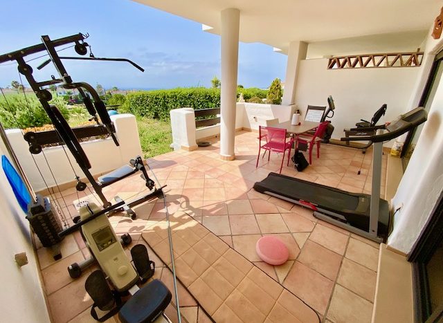 Great garden apartment with sea and Gibraltar views!