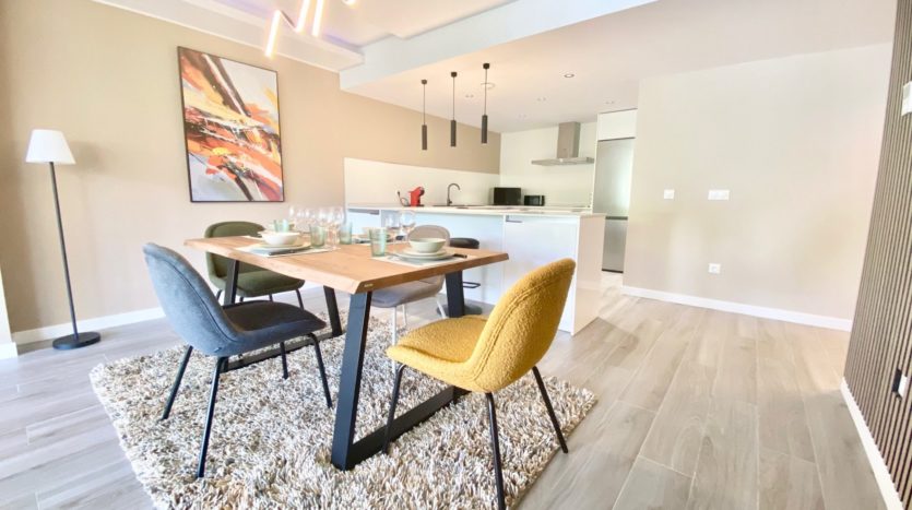 Renovated apartment within walking distance of Benahavís village!