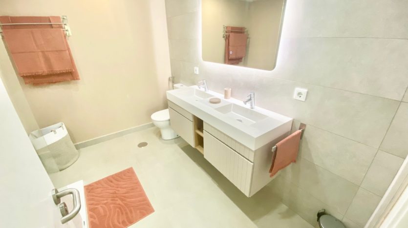 Renovated apartment within walking distance of Benahavís village!