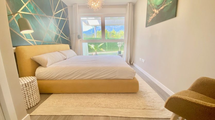 Renovated apartment within walking distance of Benahavís village!