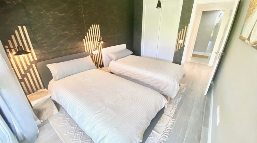 Renovated apartment within walking distance of Benahavís village!