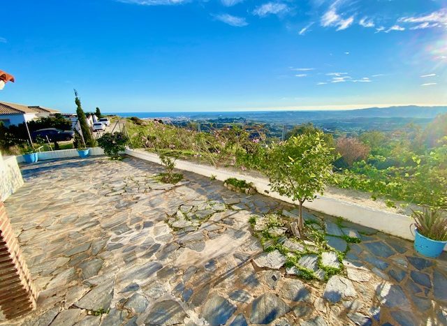 Detached villa in a gorgeous setting