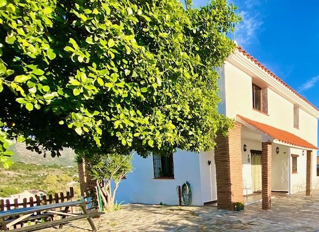 Detached villa in a gorgeous setting