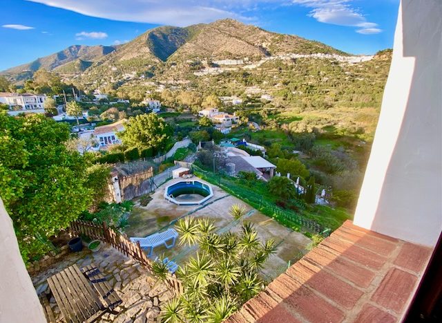 Detached villa in a gorgeous setting